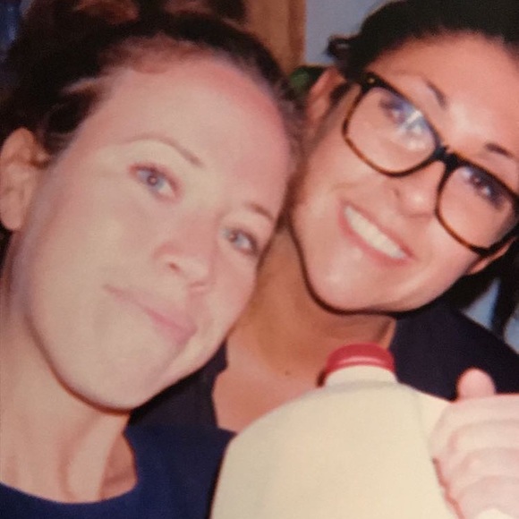 Meet your Posher, Lauren - Picture 3 of 6